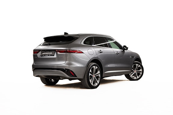 Jaguar F-PACE 2 of 30