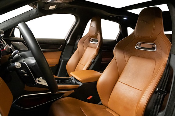 Jaguar F-PACE 3 of 30
