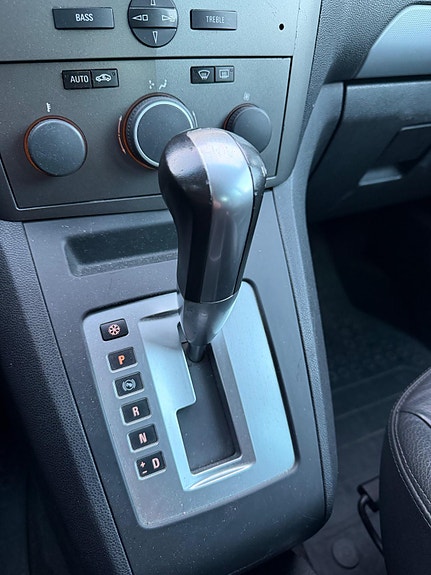 Opel Zafira 10 of 13