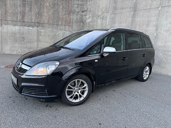 Opel Zafira 2 of 13
