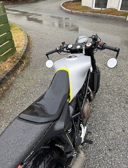 Husqvarna Vitpilen 701 11 of 30