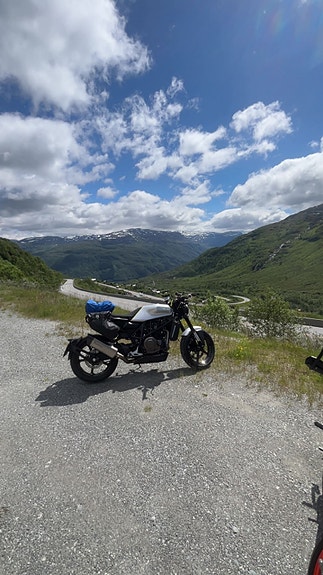 Husqvarna Vitpilen 701 2 of 30