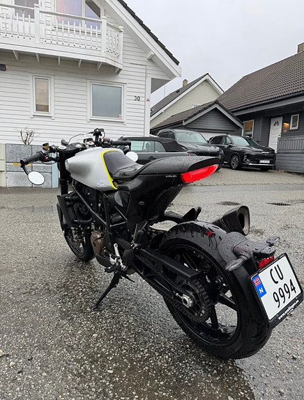 Husqvarna Vitpilen 701 28 of 30