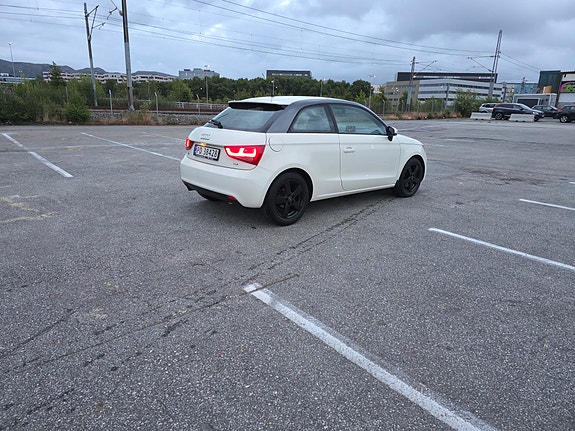 Audi A1 8 of 17