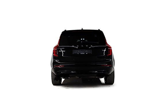 Volvo XC90 7 of 30
