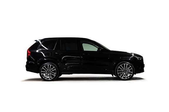 Volvo XC90 12 of 30