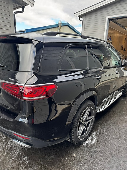 Mercedes-Benz GLS400 d 7 of 24