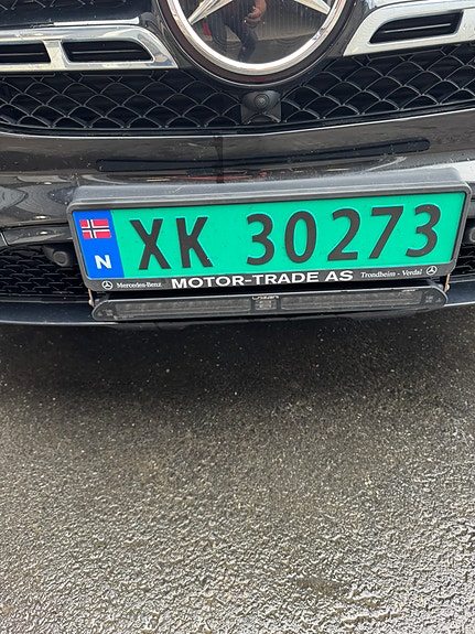 Mercedes-Benz GLS400 d 11 of 24