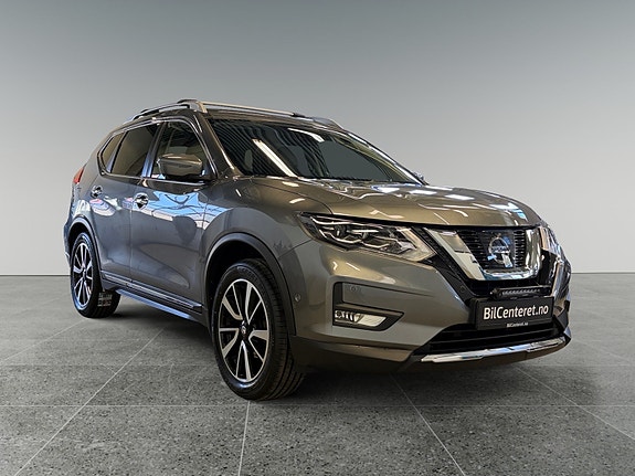 Nissan X-Trail 3 of 5