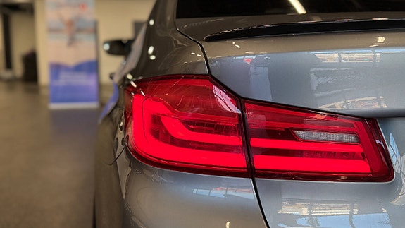 BMW 530e 14 of 30