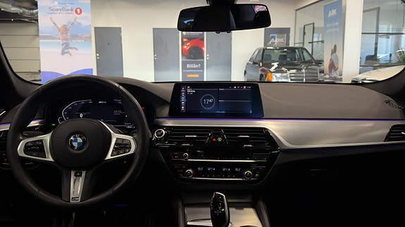 BMW 530e 20 of 30