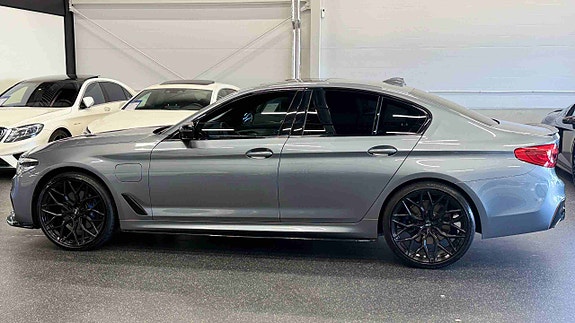 BMW 530e 16 of 30