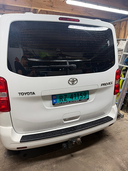 Toyota Proace 2 of 6