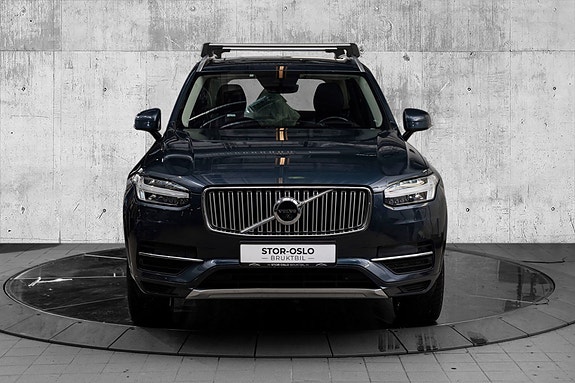 Volvo XC90 3 of 5