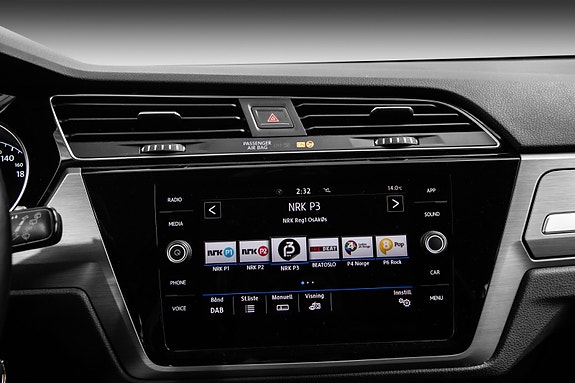 Volkswagen Touran 23 of 30