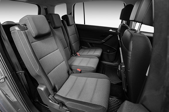 Volkswagen Touran 13 of 30