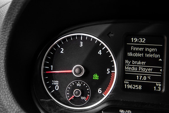 Volkswagen Amarok 26 of 26