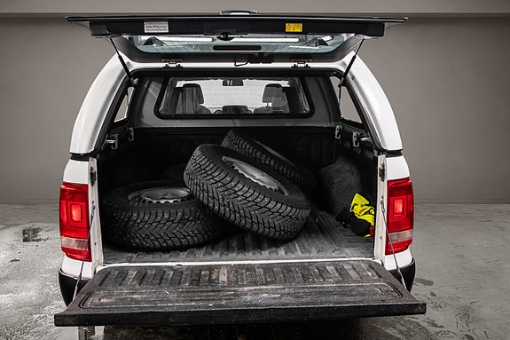 Volkswagen Amarok 7 of 26