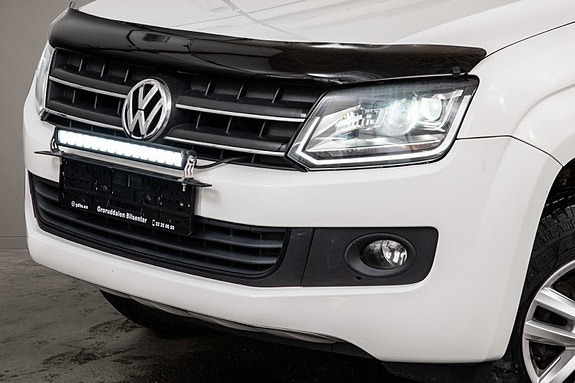 Volkswagen Amarok 8 of 26