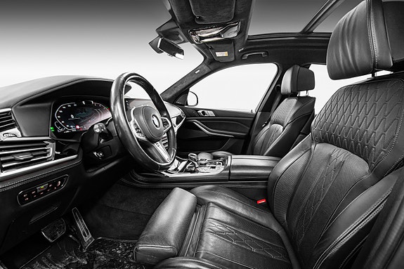 BMW X7 14 of 30
