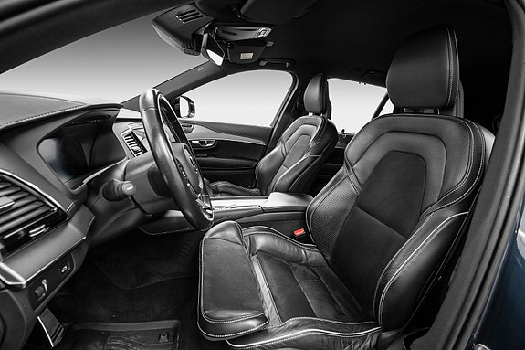 Volvo XC90 9 of 30