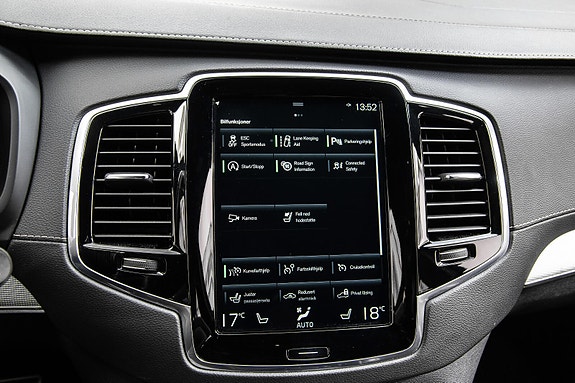 Volvo XC90 20 of 30