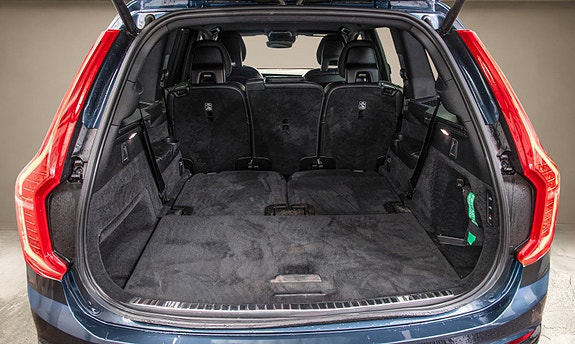 Volvo XC90 7 of 30