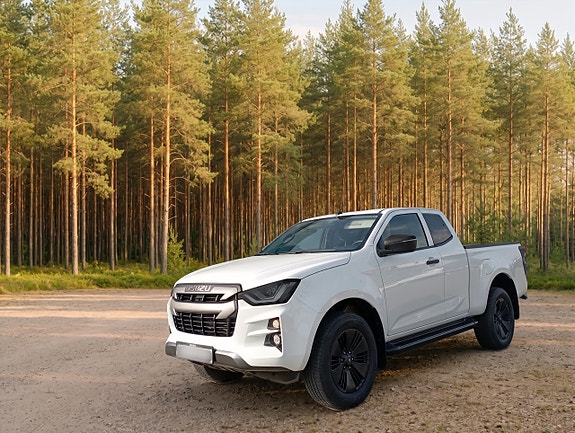 Isuzu D-max 2 of 8