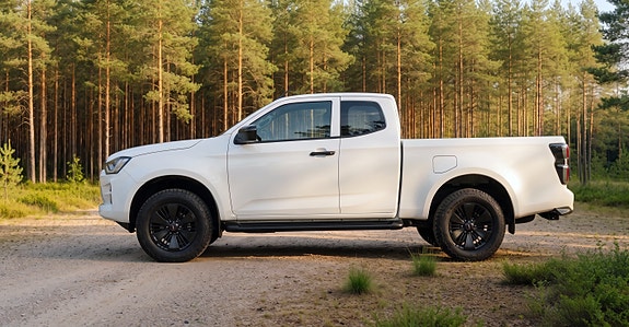 Isuzu D-max 5 of 8