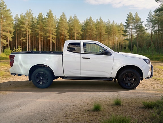 Isuzu D-max 3 of 8