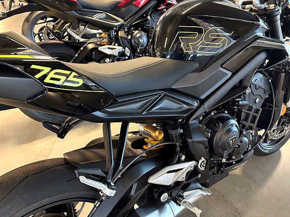 Triumph Street Triple 765 RS 14 of 14