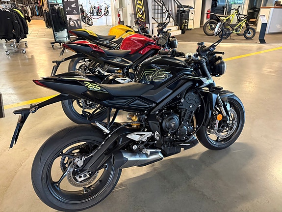 Triumph Street Triple 765 RS 6 of 14