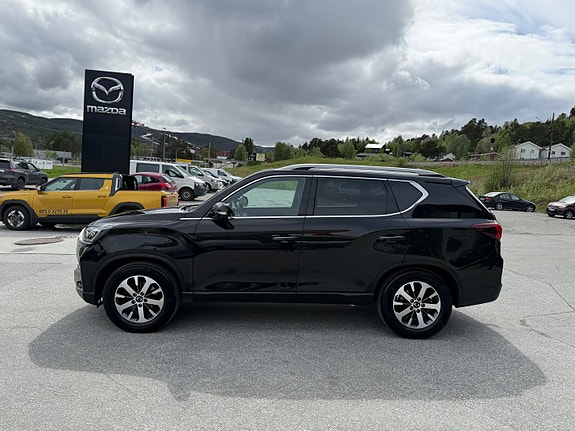KGM Rexton 8 of 15