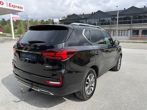 KGM Rexton 5 of 15