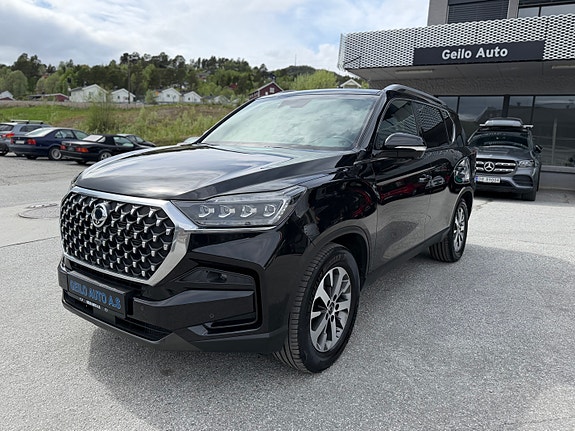 KGM Rexton 9 of 15