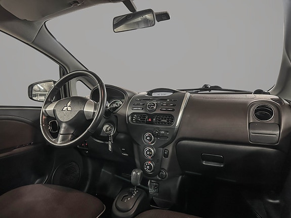 Mitsubishi i-Miev 17 of 29