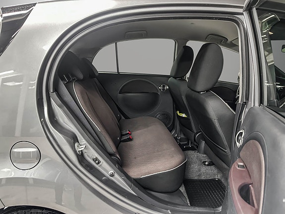 Mitsubishi i-Miev 21 of 29