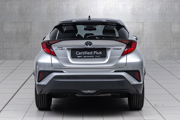 Toyota C-HR 8 of 20
