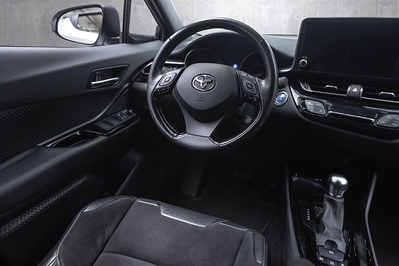 Toyota C-HR 17 of 20