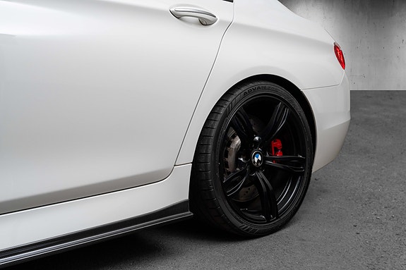 BMW M5 7 of 30