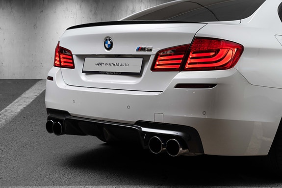 BMW M5 10 of 30
