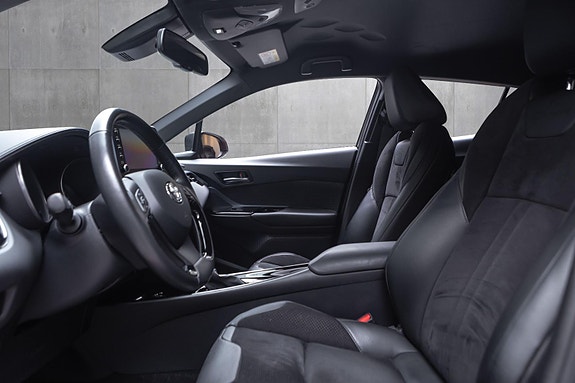 Toyota C-HR 14 of 20