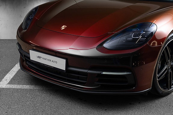 Porsche Panamera 4 2 of 5