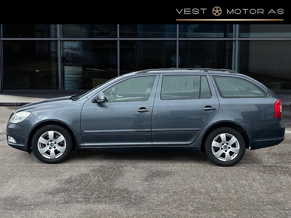 Skoda Octavia 4 of 5