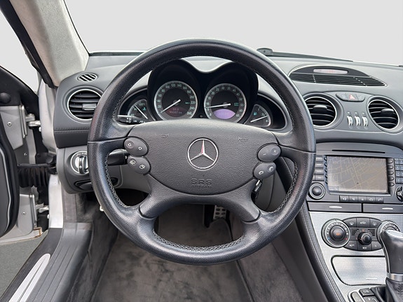 Mercedes-Benz SL500 14 of 30