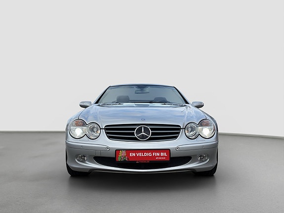 Mercedes-Benz SL500 8 of 30