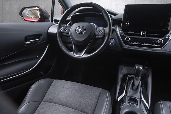 Toyota Corolla 17 of 19