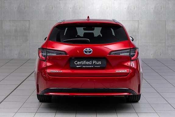 Toyota Corolla 8 of 19