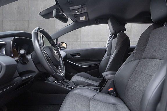 Toyota Corolla 14 of 19