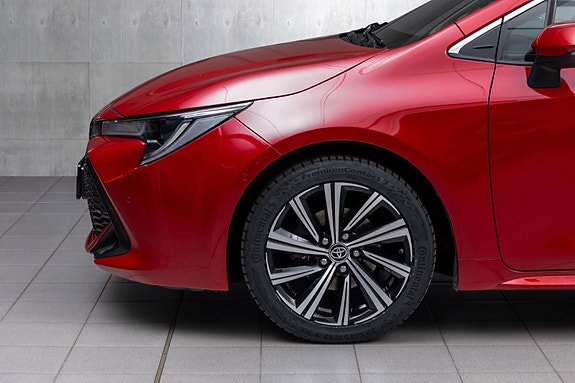 Toyota Corolla 2 of 19